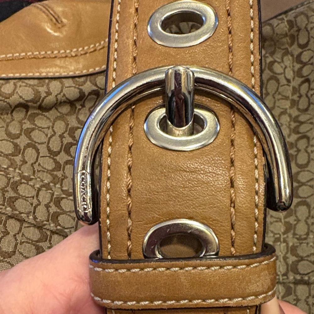 Coach Tan and Brown Small C Y2K Hobo Shoulder Bag Vintage F10924 - Picture 14 of 16